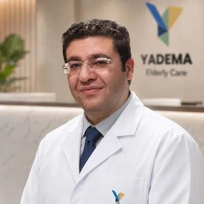 Dr. Mostafa Almasi